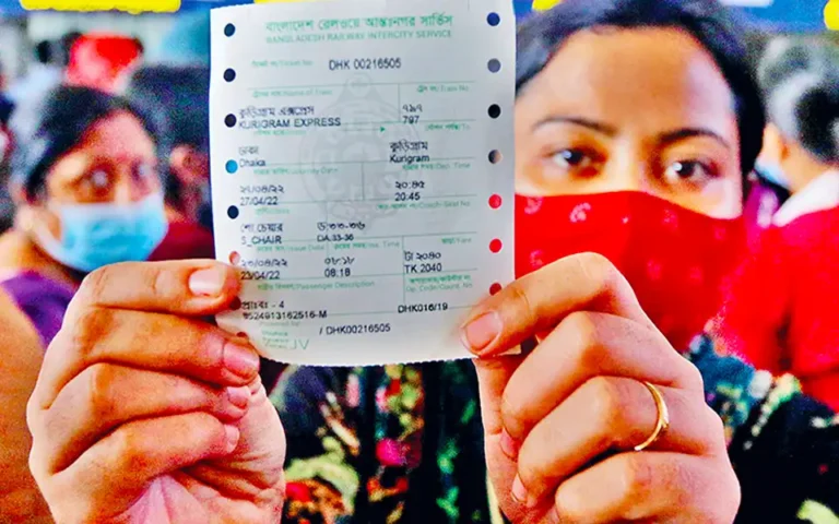 প্রথম দিনের ট্রেনের অগ্রিম টিকিট বিক্রি শুরু হতেই শেষ।