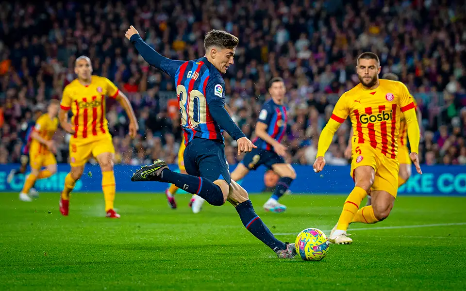 উড়তে থাকা বার্সেলোনাকে বড় ধাক্কা দিল জিরোনা