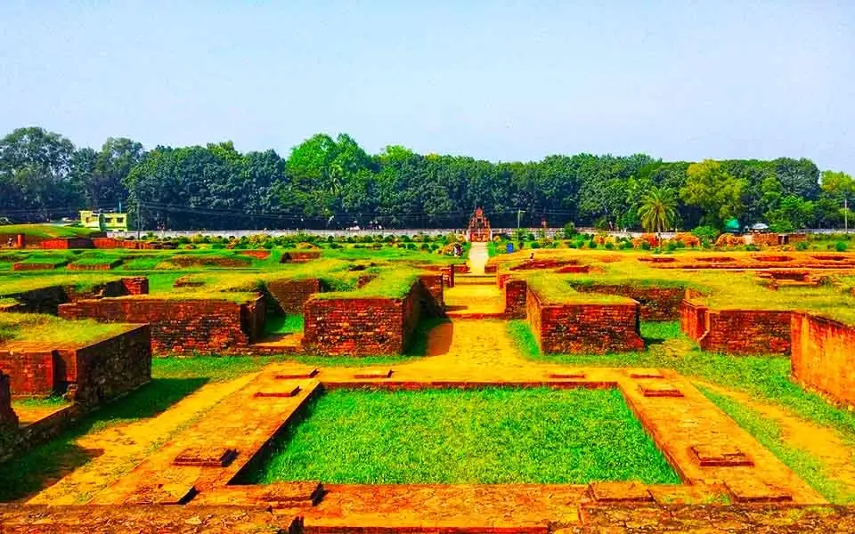 ঈদকে ঘিরে কুমিল্লার বিনোদন কেন্দ্রগুলোতে উপচে পড়া ভিড়