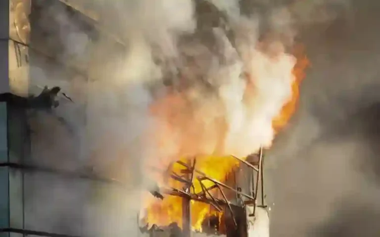 দুবাই অ্যাপার্টমেন্ট ব্লকে অগ্নিকাণ্ডে নিহত ১৬