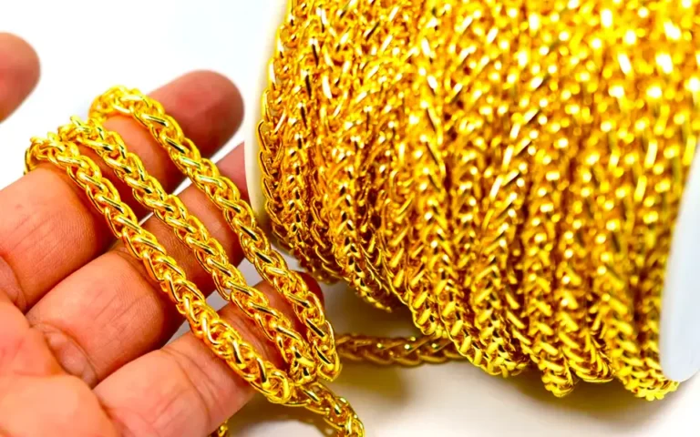 রমজানে স্বর্ণের ভরি ৯৯ হাজার টাকা ছাড়ালো।