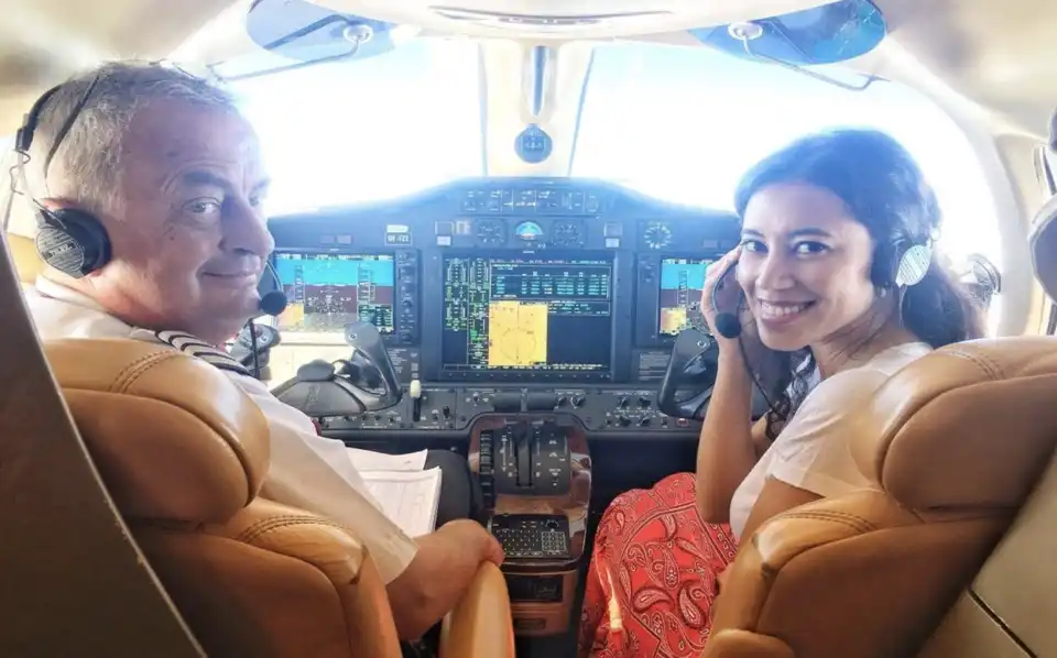 এয়ার ইন্ডিয়ার ককপিটে বান্ধবীকে নিয়ে খোশগল্পে পাইলট, তদন্তের নির্দেশ