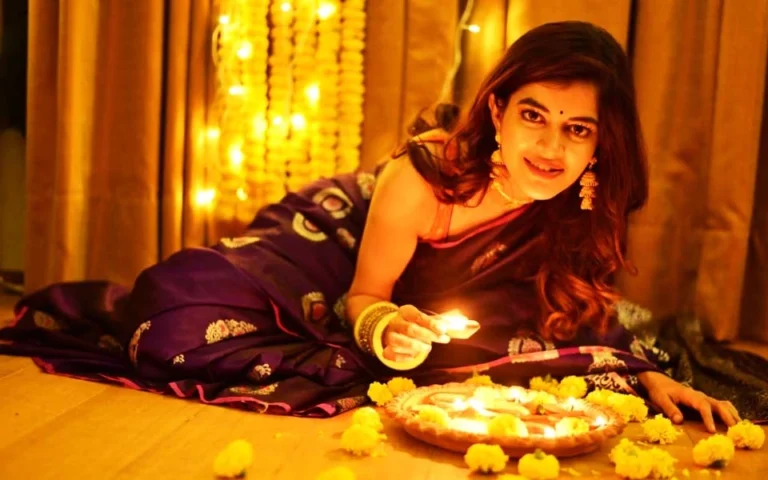 হাতে চলছে স্যালাইন, অসুস্থ মধুমিতা সরকার