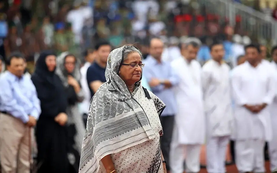 বঙ্গবাজারে ক্ষতিগ্রস্তদের ৯ কোটি টাকা ঈদ উপহার দিলেন প্রধানমন্ত্রী