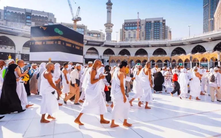 চলতি মৌসুমে হজের নিবন্ধনে শীর্ষ ১০ জেলা