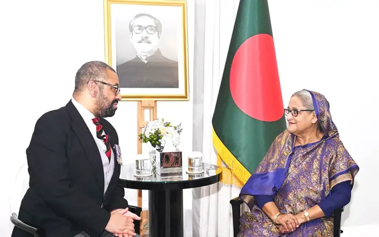 দেশে অবাধ ও সুষ্ঠু নির্বাচন চায় আ.লীগ: প্রধানমন্ত্রী