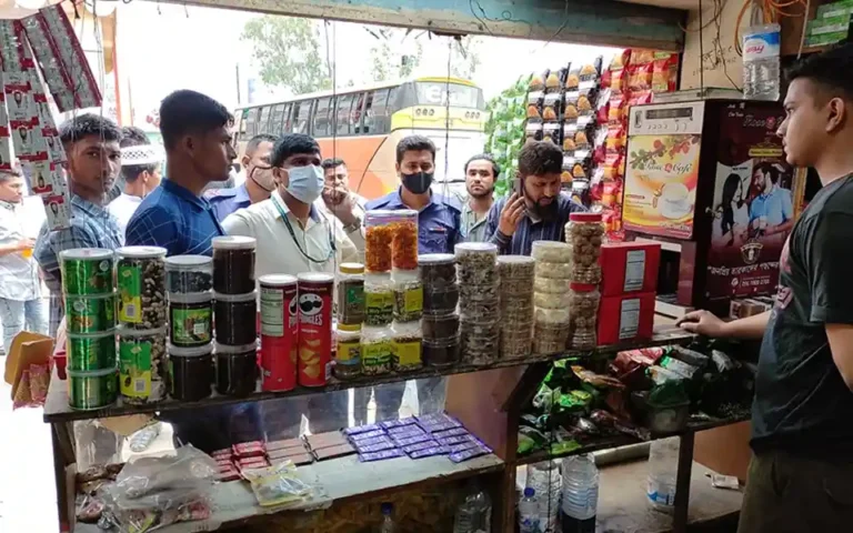 কুমিল্লা হাইওয়ের হোটেলে অ‌ভিযান, তিন‌ প্রতিষ্ঠান‌কে জ‌রিমানা