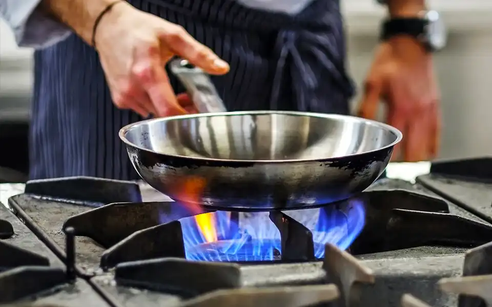 ঘূর্ণিঝড় মোখা : ৩ জেলায় গ্যাস সরবরাহ বন্ধ