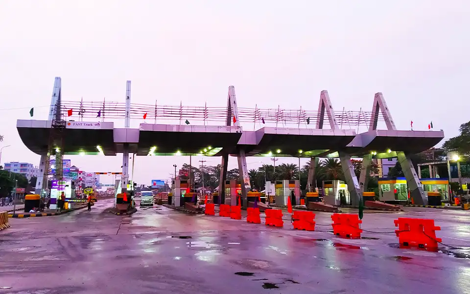 অক্টোবর থেকে ১১ টোল প্লাজায় বাধ্যতামূলক হচ্ছে ই-টোল