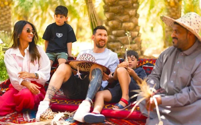 মরুর দেশ সৌদি আরবে এখন মেসি