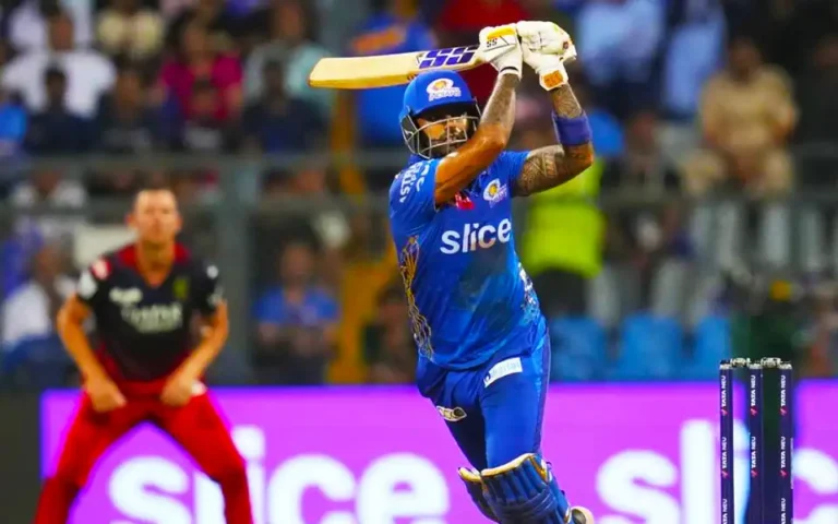 কোহলির বেঙ্গালুরুকে উড়িয়ে তিনে উঠে এলো মুম্বাই ইন্ডিয়ান্স