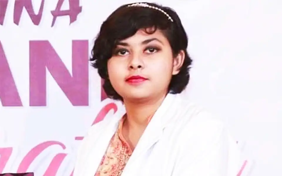 ডেন্টালে দেশসেরা হয়েও পড়বেন না অর্থী ঘোষ