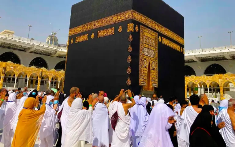 হজের যাত্রী নিয়ে সৌদির উদ্দেশ্যে যাবে আজ প্রথম ফ্লাইট