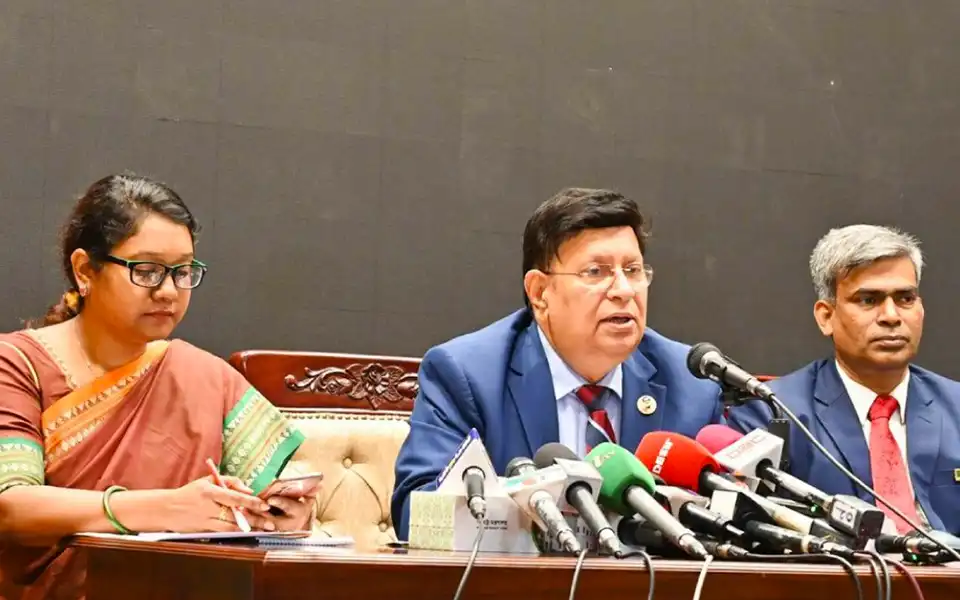 যুক্তরাষ্ট্র বলে কয়ে কিছু করে না: পররাষ্ট্রমন্ত্রী