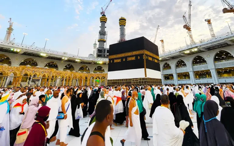 হজ করতে সৌদির ভিসা পাননি ৪৪ হাজার যাত্রী, ফ্লাইট নিয়ে শঙ্কা