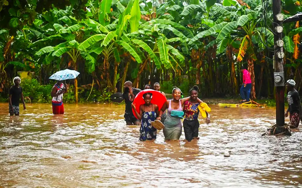 হাইতিতে বন্যা ও ভূমিধসে কমপক্ষে ৪২ জনের মৃত্যু, নিখোঁজ ১১