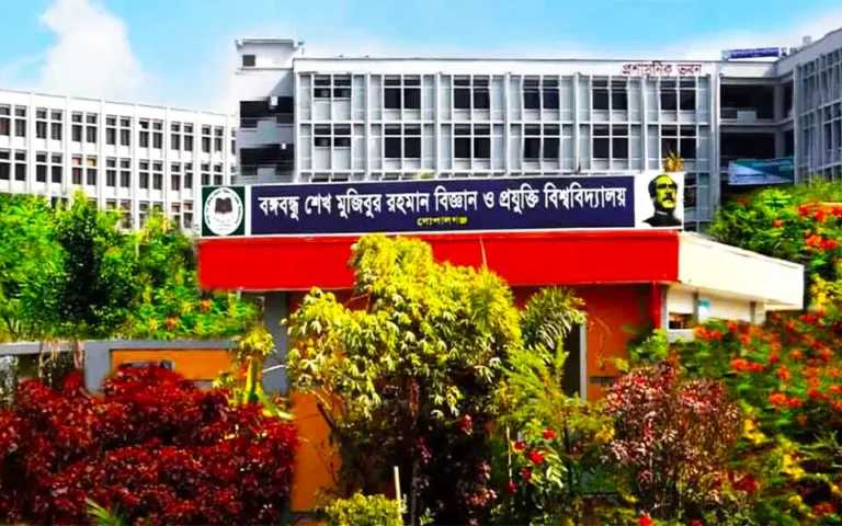 বশেমুরবিপ্রবিতে গুচ্ছের ‘এ’ ইউনিটের ভর্তি পরীক্ষা শুরু