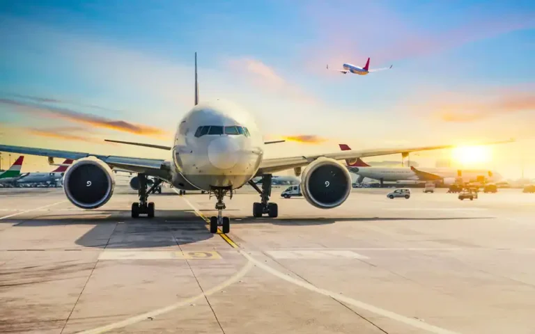 বাংলাদেশের কাছে ২ হাজার কোটি টাকা পাওনা বিদেশি এয়ারলাইনসগুলোর