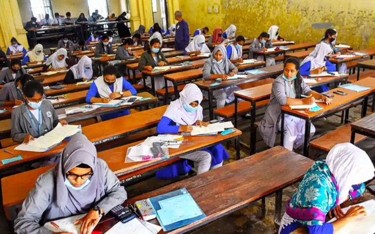 এইচএসসি ও সমমানের পরীক্ষা ১৭ আগস্ট শুরু, রুটিন প্রকাশ