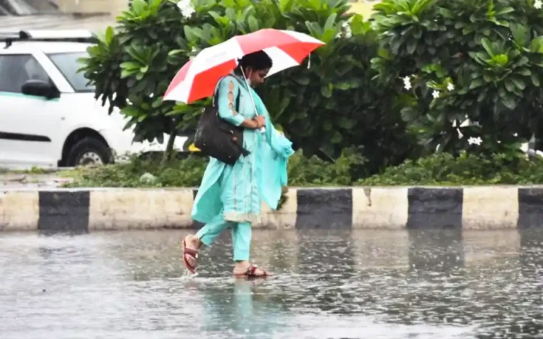 Heavy rains may occur in northern parts of the country including 3 divisions