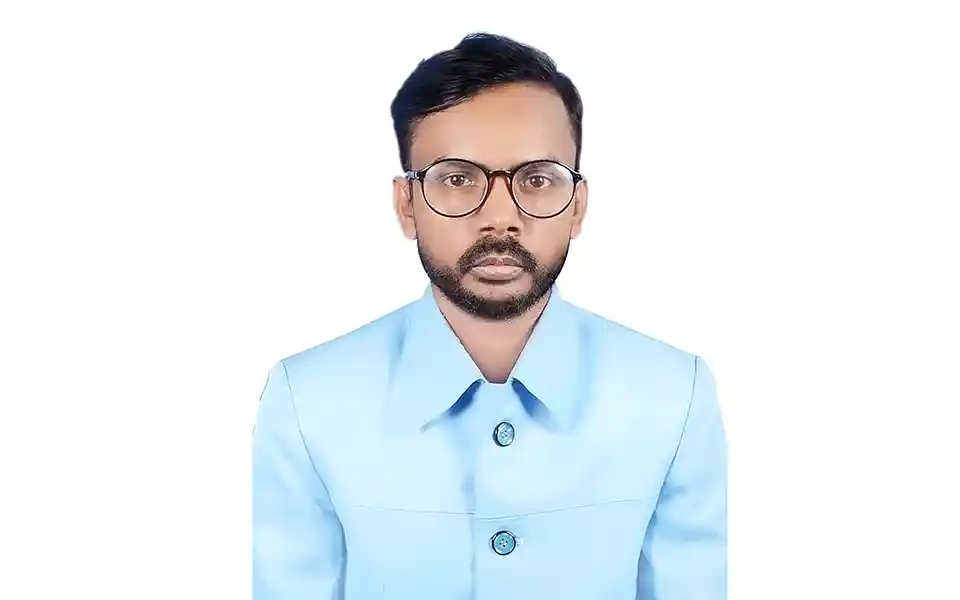 মানুষ নাকি ভালোবেসে আমার নামে গরুর নাম রাখে: হিরো আলম