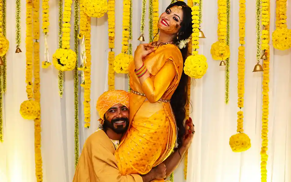 ফের অভিমান ভুলে এক হলেন রাজ-পরীমণি।