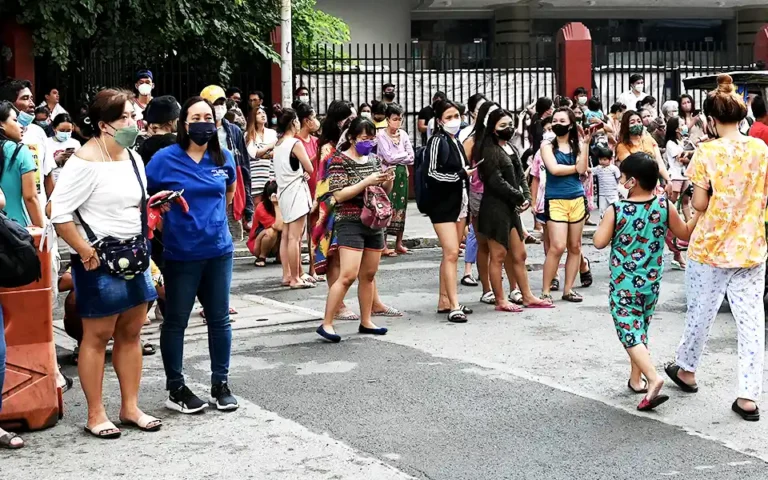 ফিলিপাইনে শক্তিশালী ভূমিকম্প, ম্যানিলায় বন্ধ ট্রেন