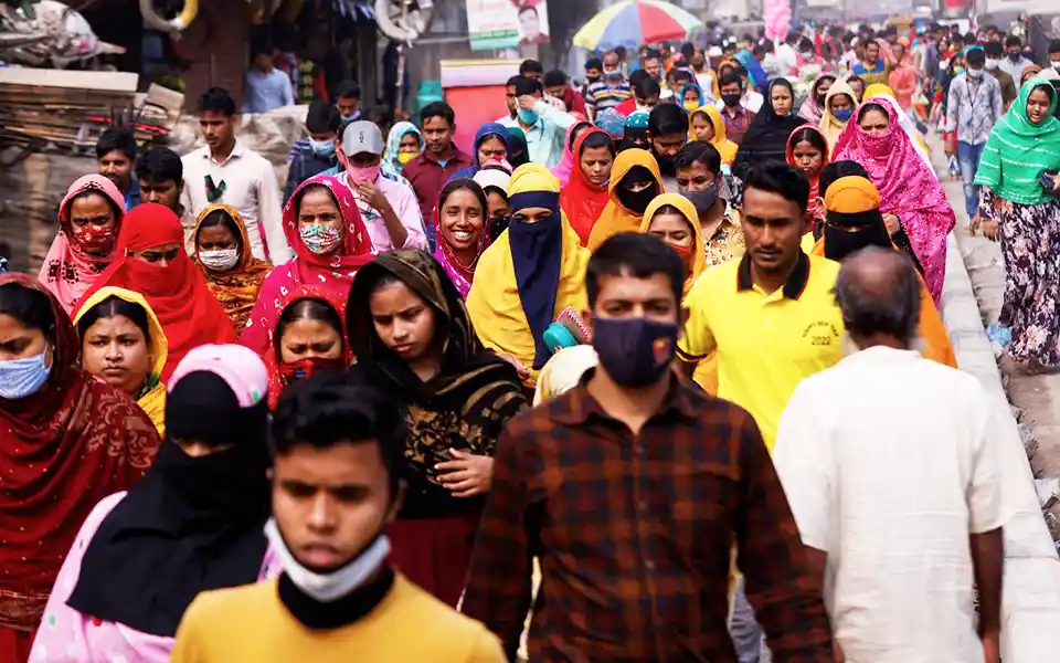 দেশের মানুষের গড় আয়ু বেড়ে দাঁড়িয়েছে ৭২.৪ বছর