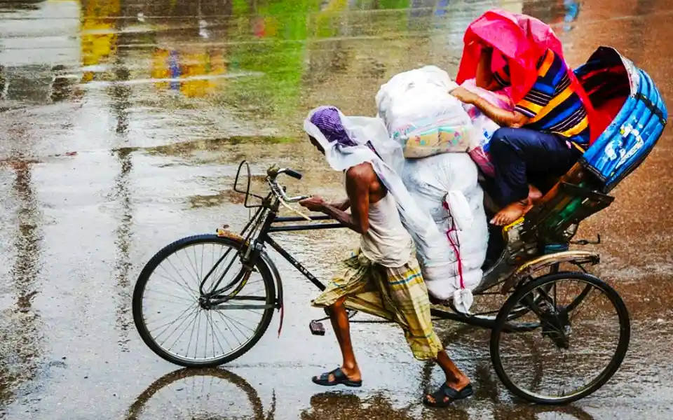 সারাদেশে ঝড়ো হাওয়াসহ বজ্রসহ বৃষ্টির সম্ভাবনা