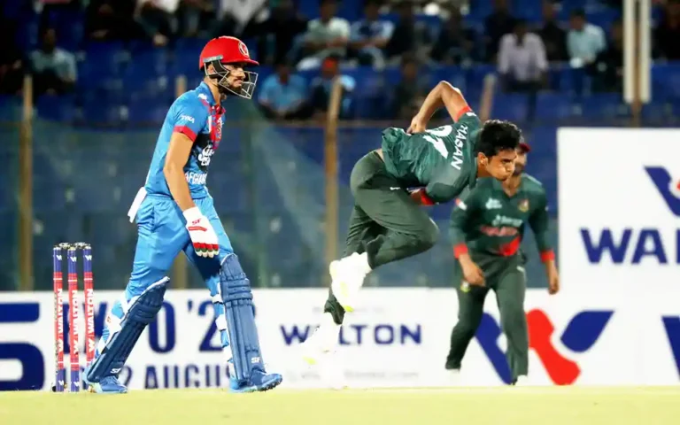 Bangladesh Select bowl after winning the toss in the match to save the series