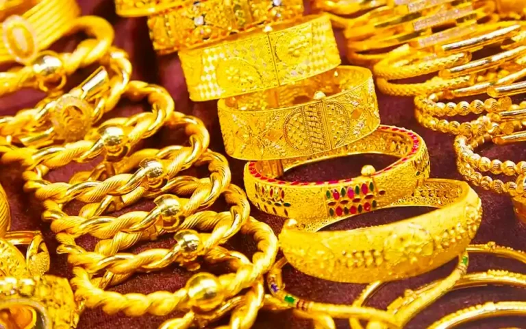 For the first time in the country, the gold rush released lakhs of taka