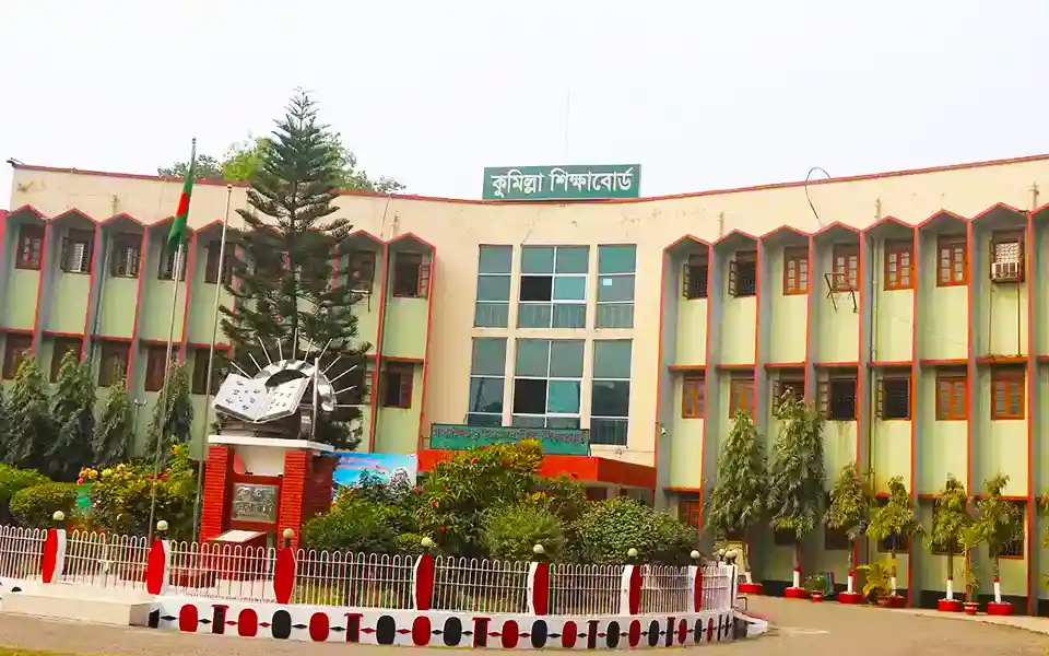 180 students failed to pass in re-inspection in Comilla Education Board