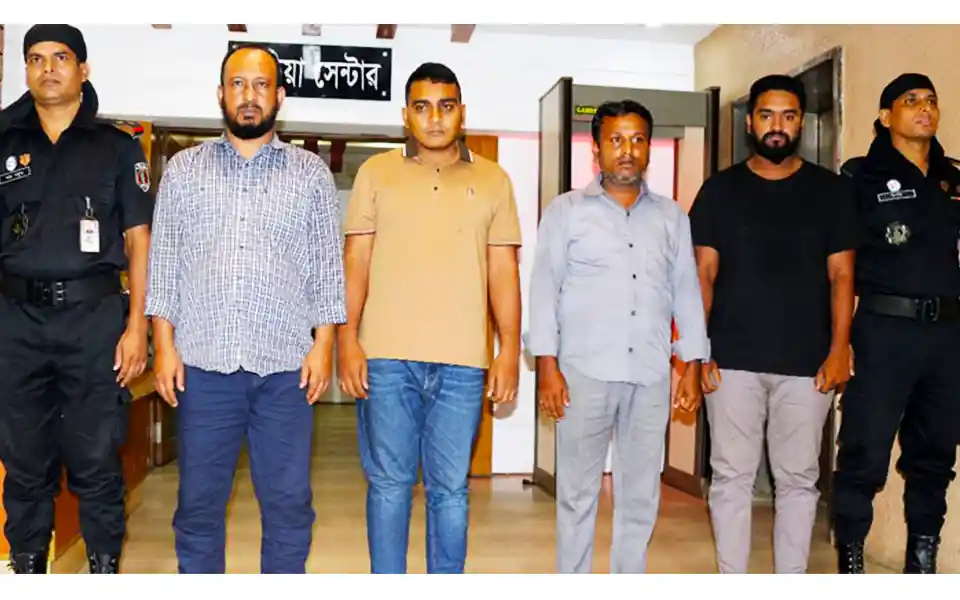 Being a victim of fraud, he himself became a fraudster, stole crores of rupees