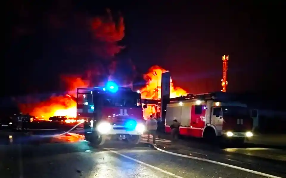 Gas station explosion in Russia kills 25 including children