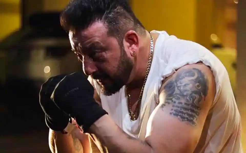 Sanjay Dutt injured while shooting