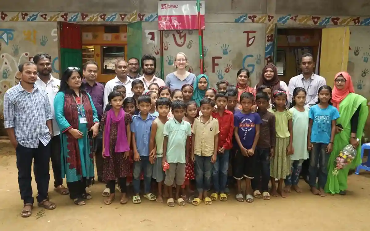 ব্রিটিশ হাইকমিশনার মিস সারাহ কুক সিলেটে ব্র্যাক স্কুল পরিদর্শন করেন