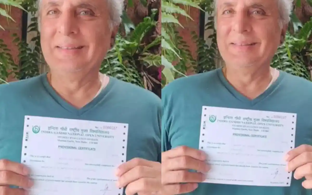 মেয়ে তুলসির অনুপ্রেরণায় আদিত্য রাজ কাপুরের স্নাতক