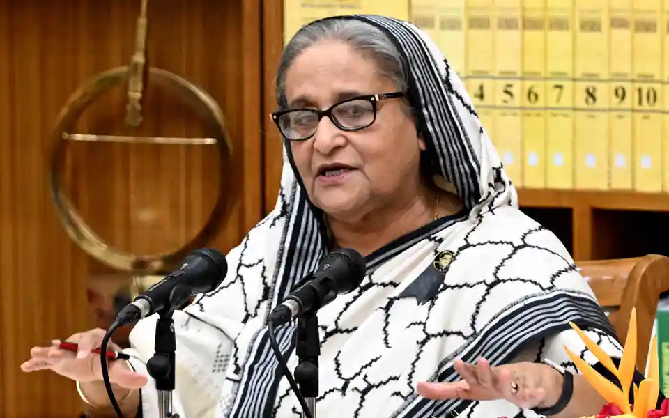 ড. মুহাম্মদ ইউনুসের দলিল দস্তাবেজ মূল্যায়নে বিদেশি বিশেষজ্ঞ, আইনজীবীদের আমন্ত্রণ প্রধানমন্ত্রীর