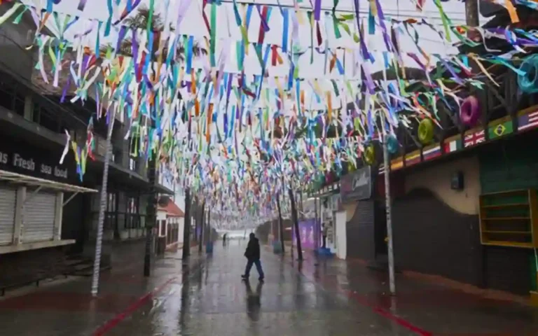 Floods in Mexico kill at least 8 people