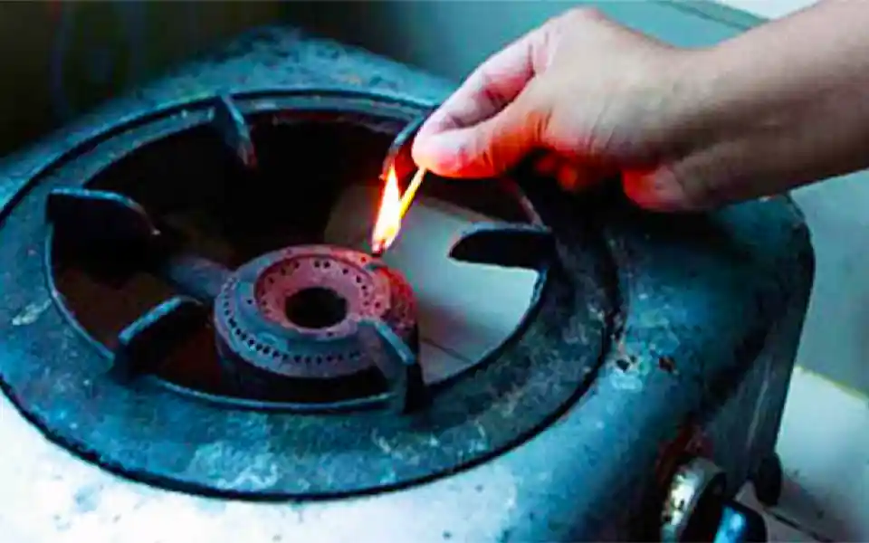 Illegal gas disconnection and fine collection in Comilla's Burichong