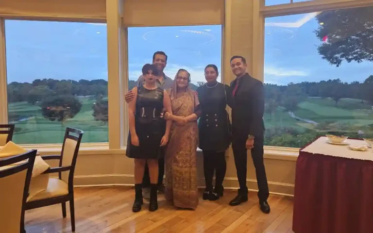 ভার্জিনিয়ায় মায়ের জন্মদিন উদযাপন করেছেন সজীব ওয়াজেদ