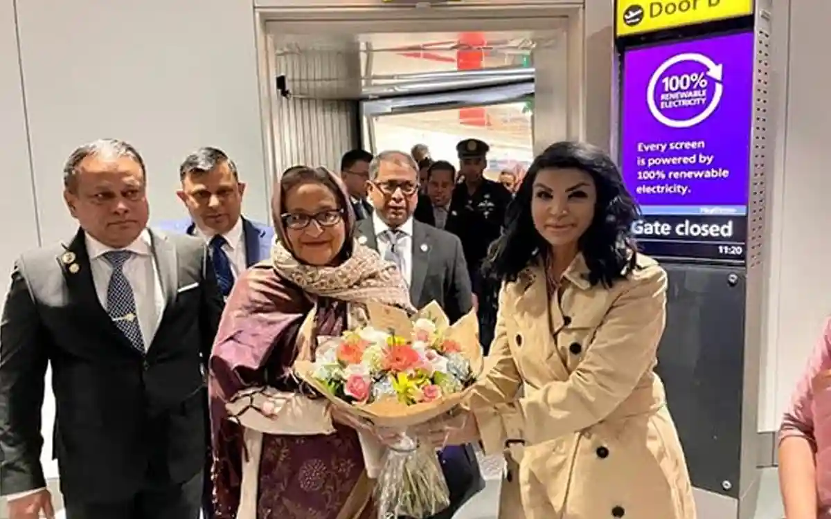 ওয়াশিংটন ডিসি থেকে লন্ডন পৌঁছেছেন প্রধানমন্ত্রী