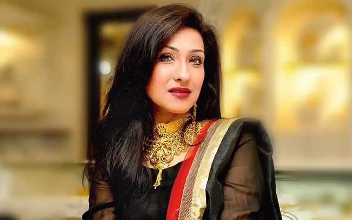 ব্যস্ততার মাঝেও নতুন শখের সন্ধান ঋতুপর্ণার