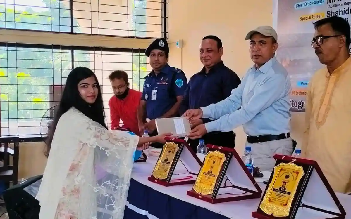 কুবির চট্টগ্রাম স্টুডেন্ট'স এসোসিয়েশনের নবীন বরণ ও বিদায় সংবর্ধনা অনুষ্ঠিত