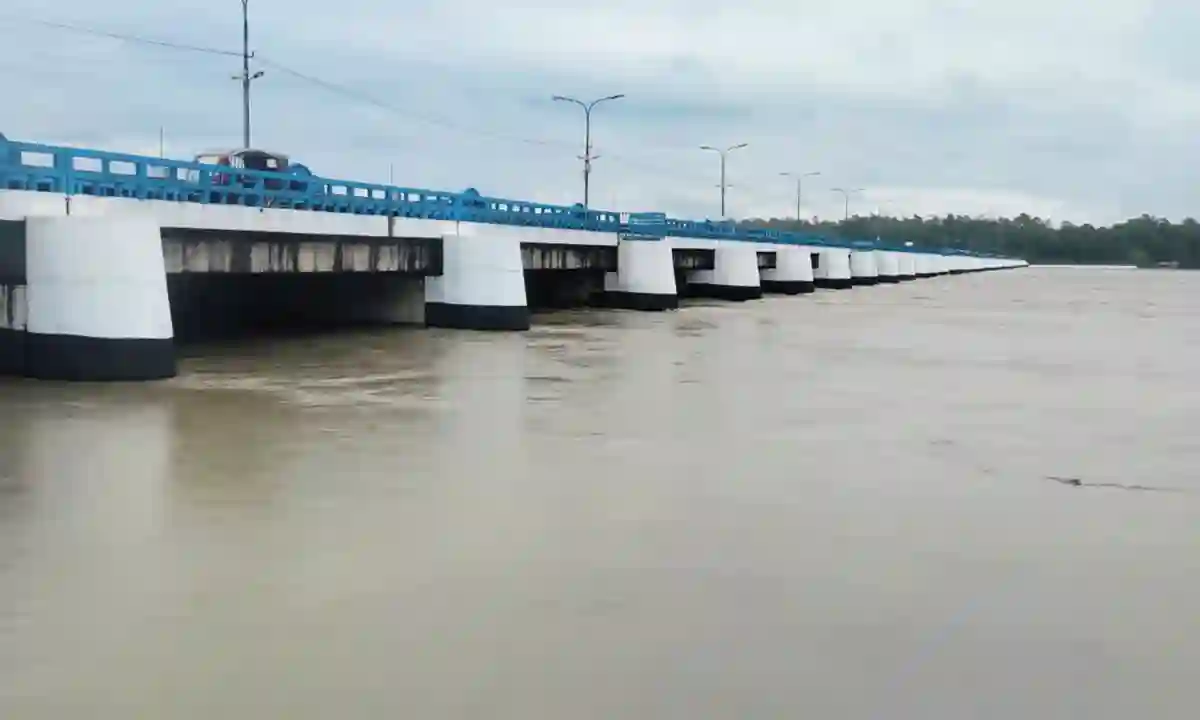 Teesta river water is above flood limit, low lying areas are inundated