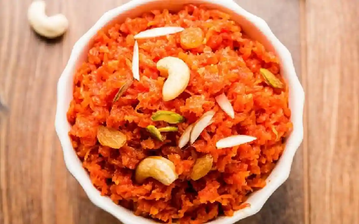 গাজরের হালুয়া রেসিপি: বাড়িতে তৈরি করুন সহজেই