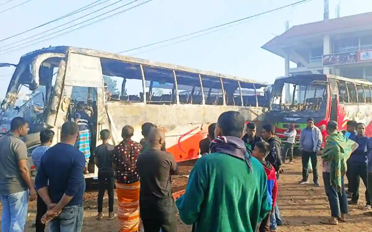 3 buses standing on highway in Cumilla caught fire