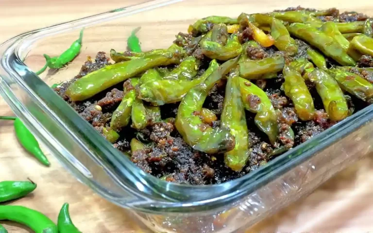 মুখরোচক কাঁচা মরিচের টক-ঝাল আচার তৈরির রেসিপি