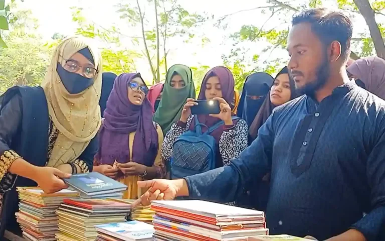 Cumilla girl Tinni's ten taka book movement