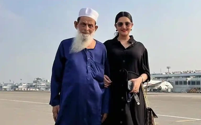 Pori Moni with Shamsul Haque Gazi